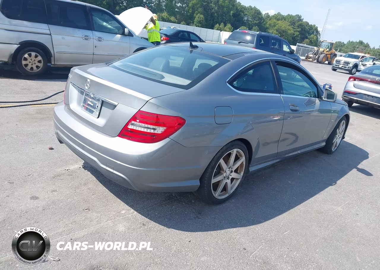2012 Mercedes-Benz C 250 VIN:WDDGJ4HB6CF802861 - 4