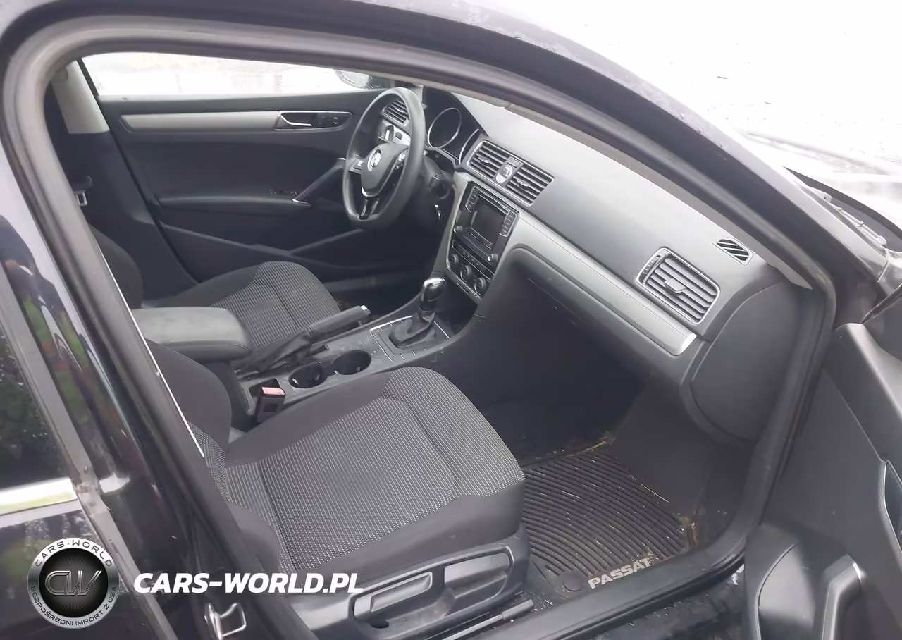 2017 Volkswagen Passat 1.8T S VIN:1VWAT7A37HC042735 - 5