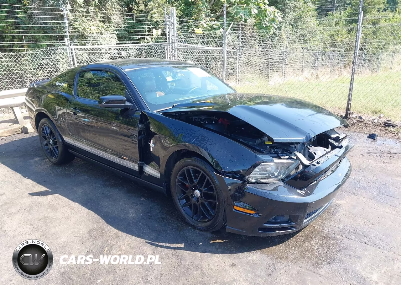 2013 Ford Mustang V6 Premium