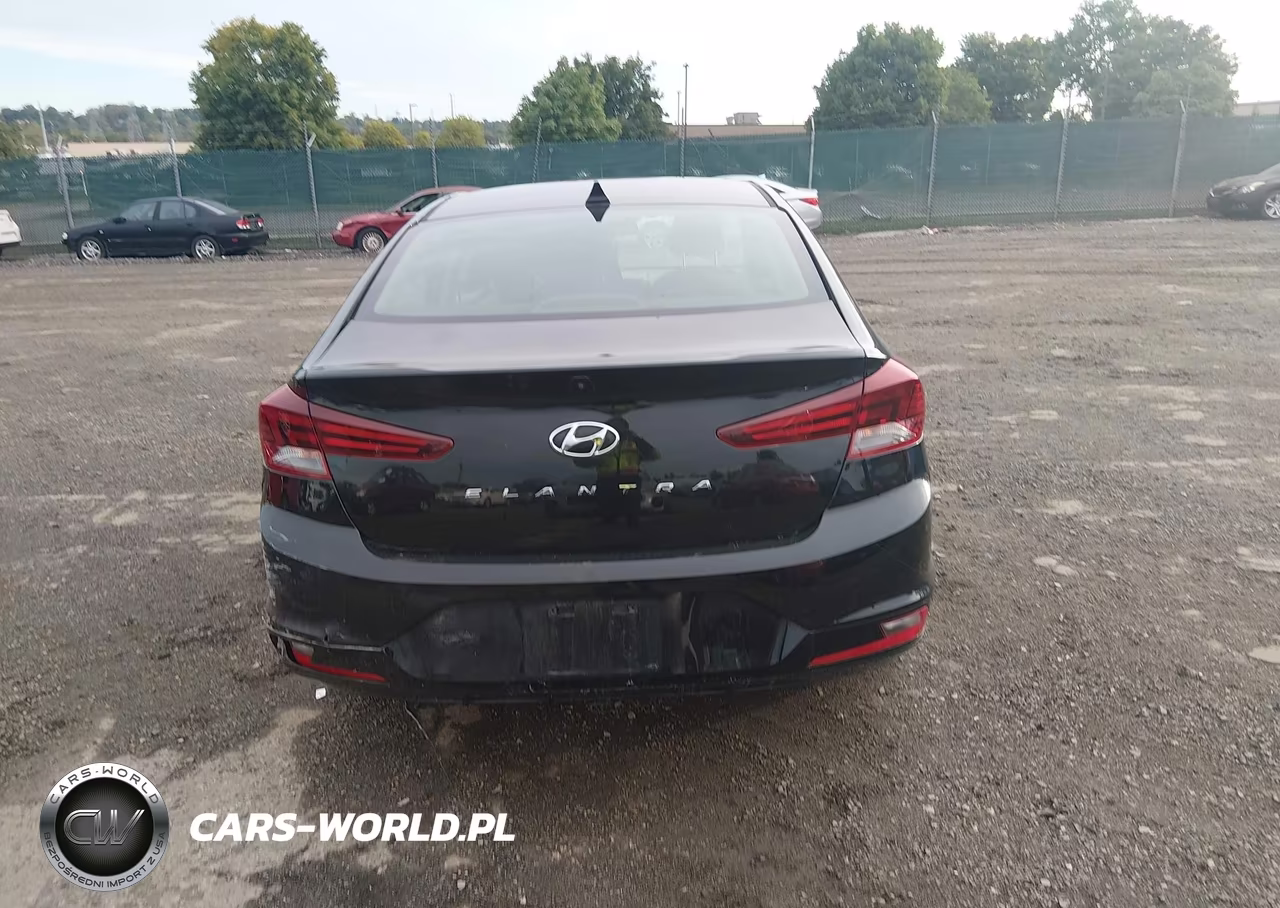 2019 Hyundai Elantra Sel VIN:5NPD84LF6KH415248 - 17
