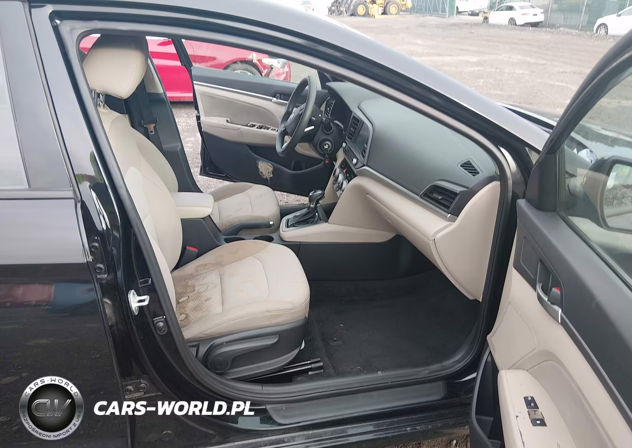 2019 Hyundai Elantra Sel VIN:5NPD84LF6KH415248 - 5
