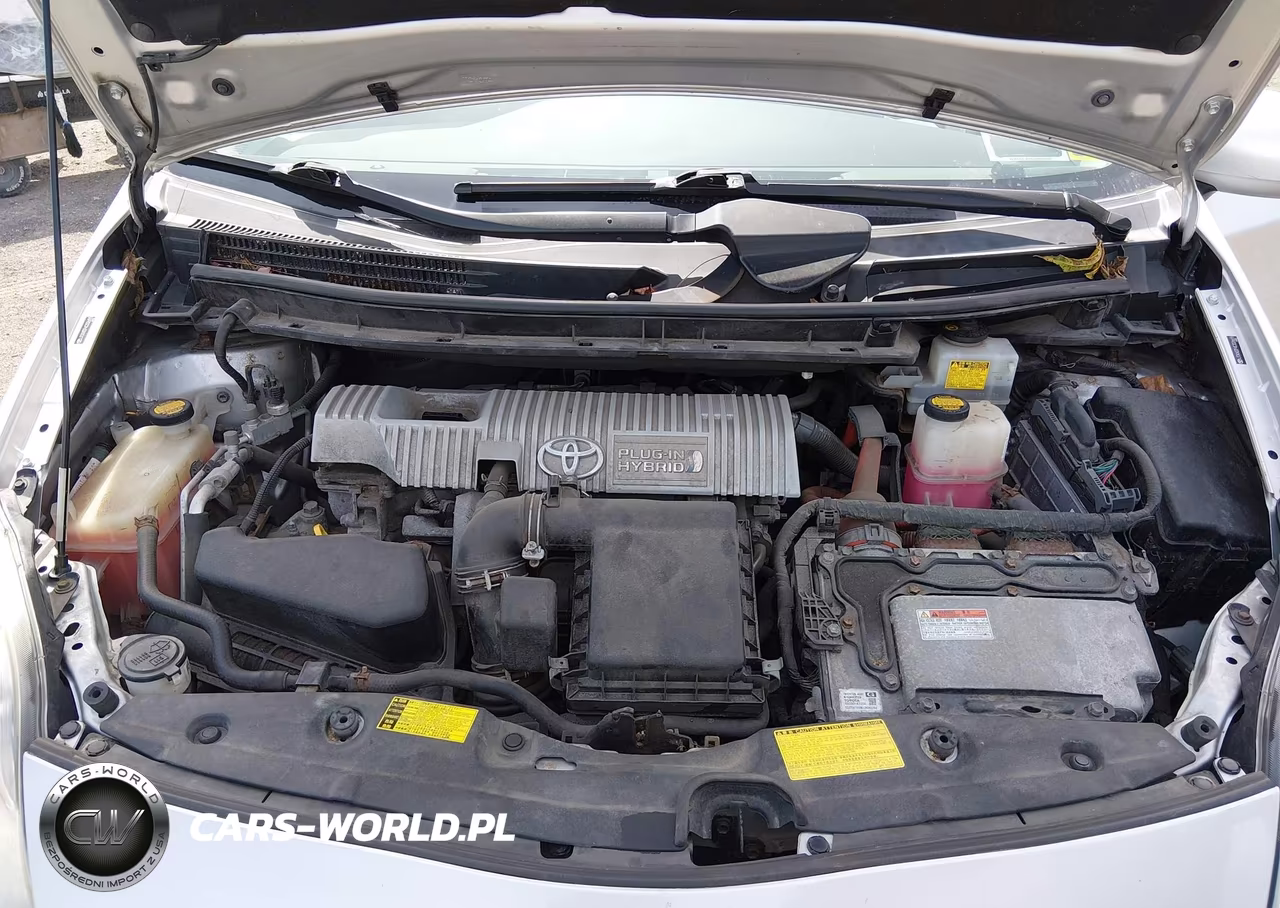2012 Toyota Prius Plug-In VIN:JTDKN3DP4C3026655 - 10