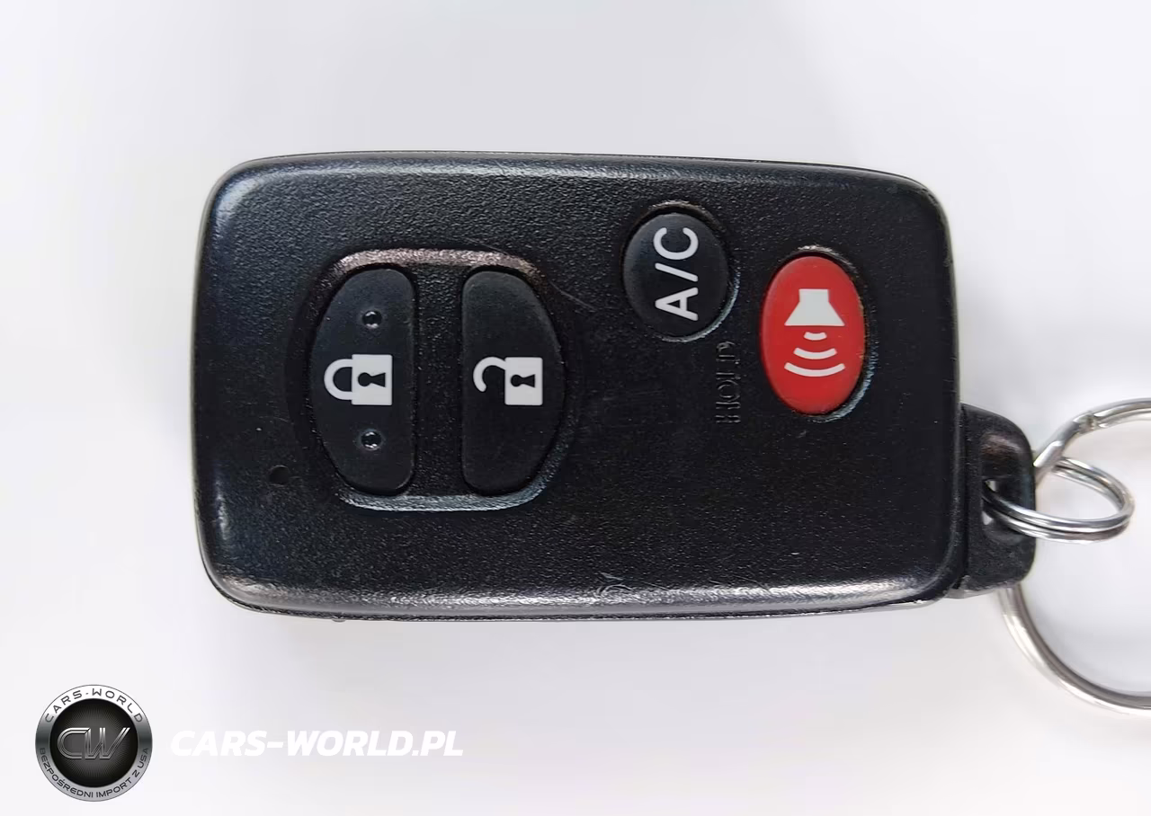 2012 Toyota Prius Plug-In VIN:JTDKN3DP4C3026655 - 11