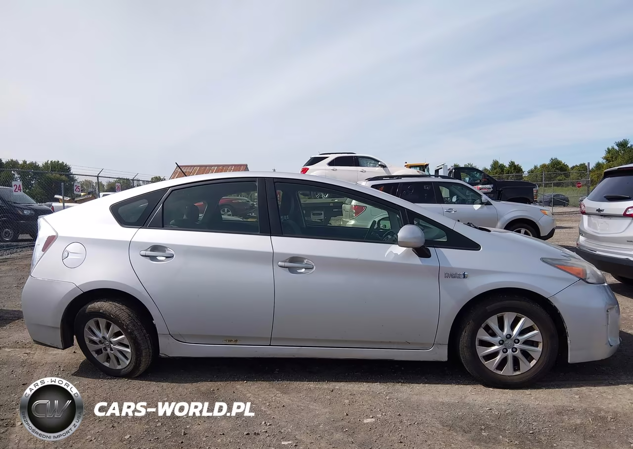 2012 Toyota Prius Plug-In VIN:JTDKN3DP4C3026655 - 13