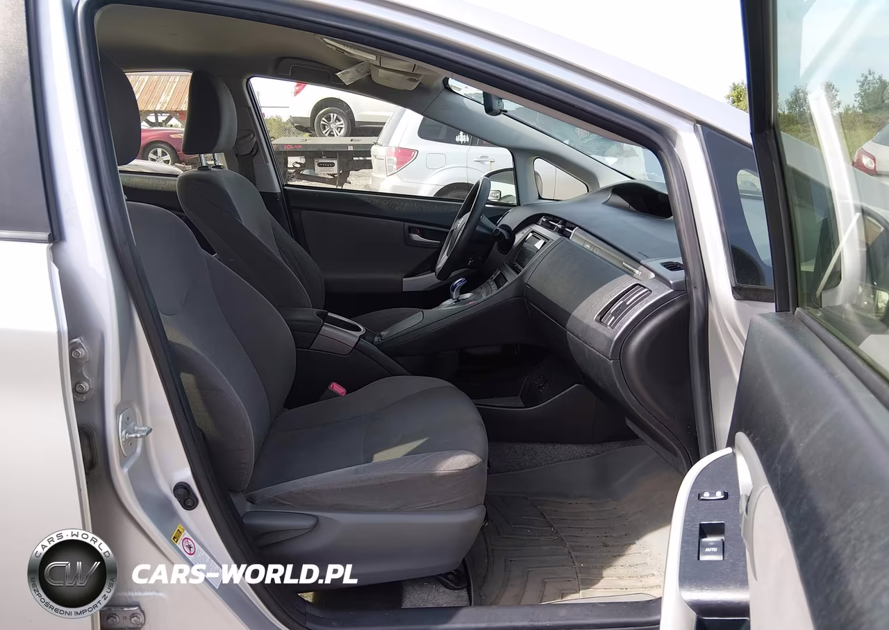 2012 Toyota Prius Plug-In VIN:JTDKN3DP4C3026655 - 5