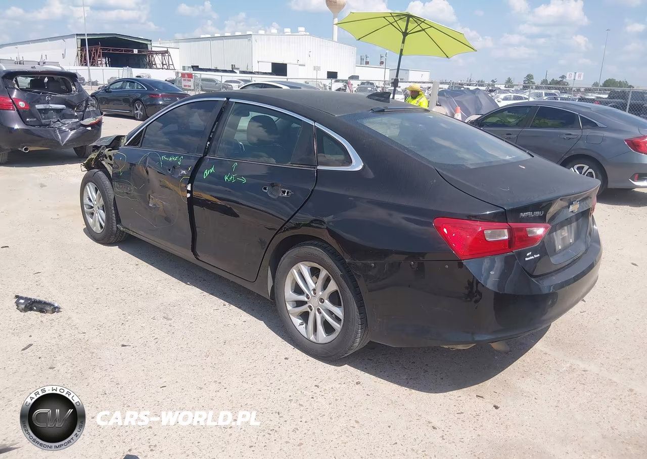 2017 Chevrolet Malibu 1Lt VIN:1G1ZE5ST5HF115594 - 3