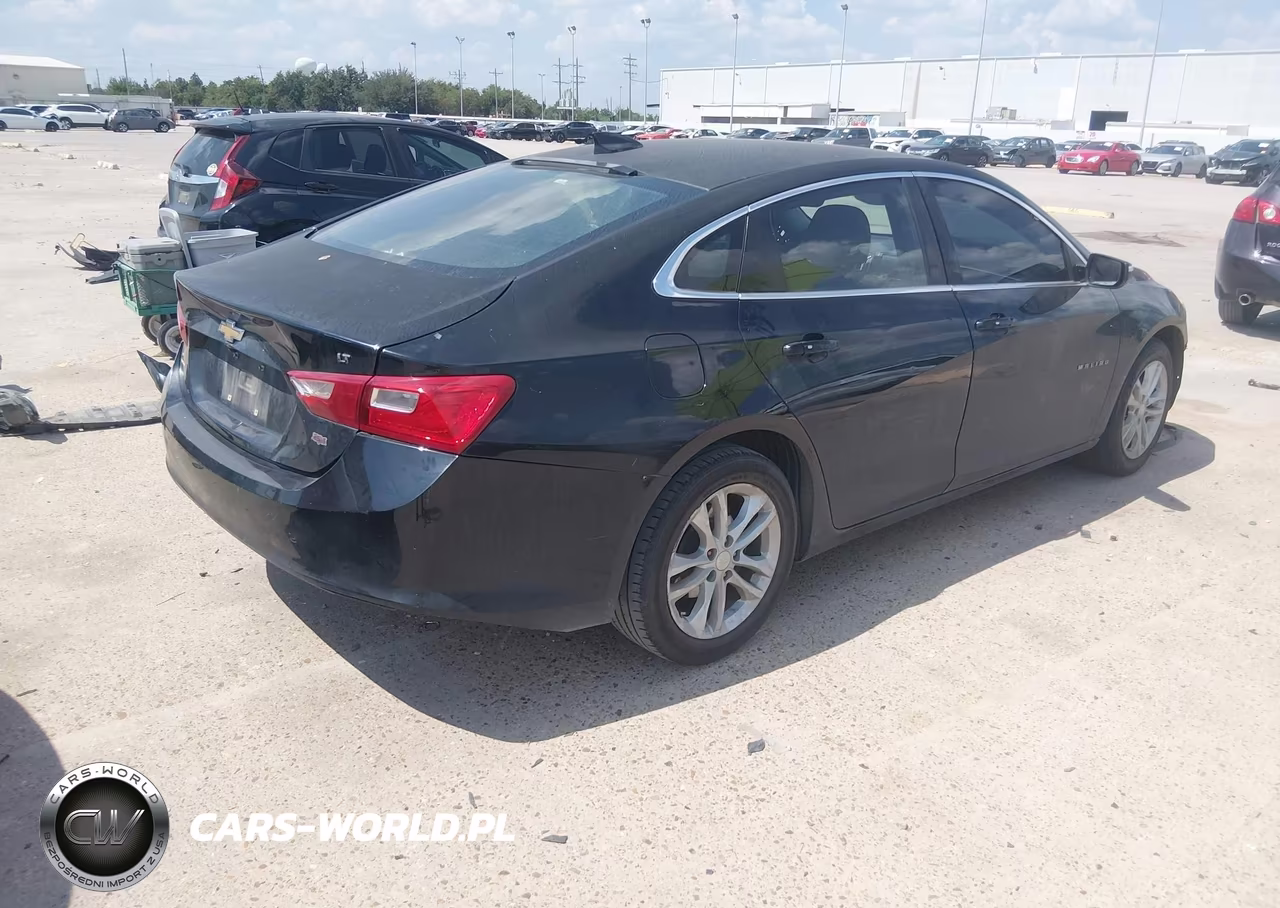 2017 Chevrolet Malibu 1Lt VIN:1G1ZE5ST5HF115594 - 4