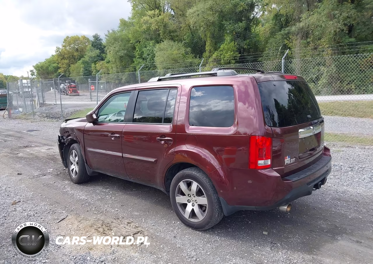 2013 Honda Pilot Touring VIN:5FNYF4H96DB054406 - 3