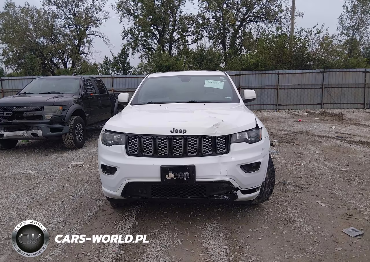 2020 Jeep Grand Cherokee Altitude 4X4 VIN:1C4RJFAG6LC101274 - 12