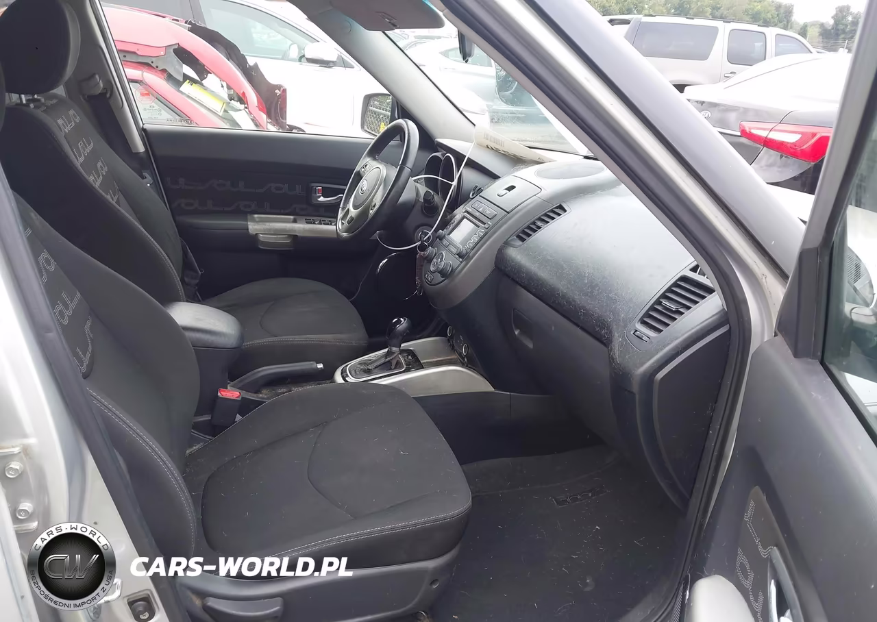 2012 Kia Soul + VIN:KNDJT2A6XC7395052 - 5