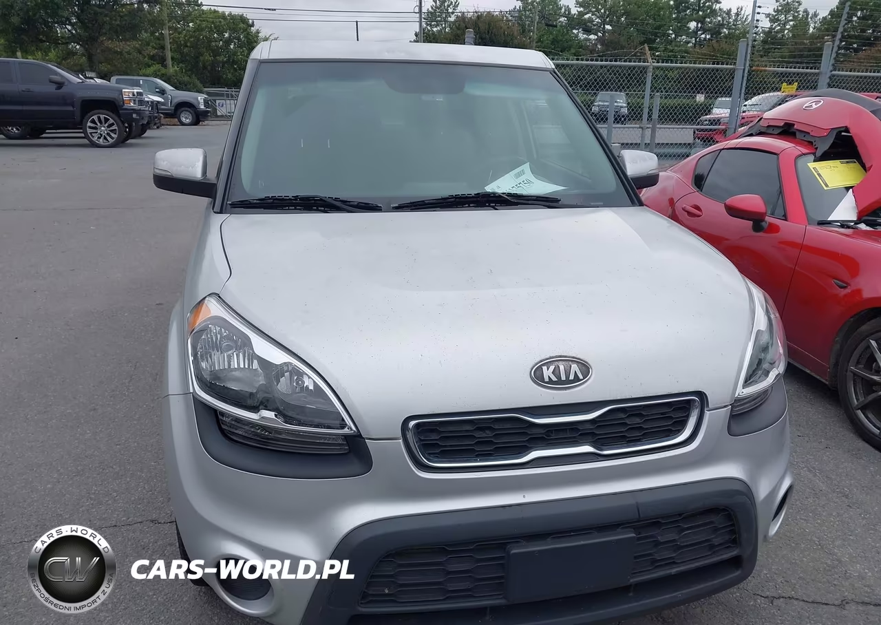 2012 Kia Soul + VIN:KNDJT2A6XC7395052 - 6