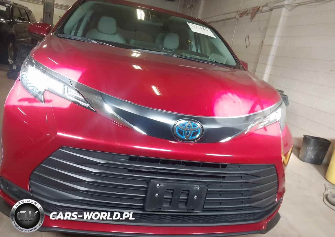 2022 Toyota Sienna Le VIN:5TDKSKFC6NS046727 - 12