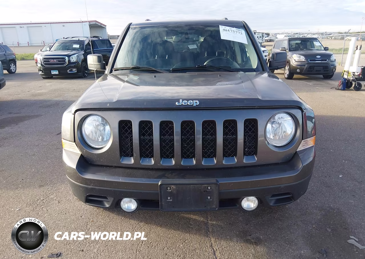 2015 Jeep Patriot Latitude VIN:1C4NJRFB4FD136276 - 13