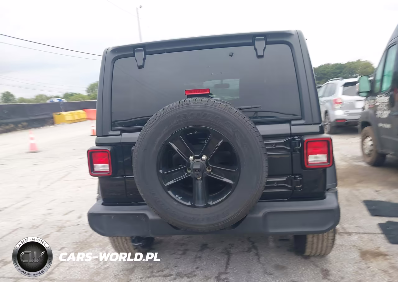 2020 Jeep Wrangler Unlimited Sport Altitude 4X4 VIN:1C4HJXDG6LW313359 - 16