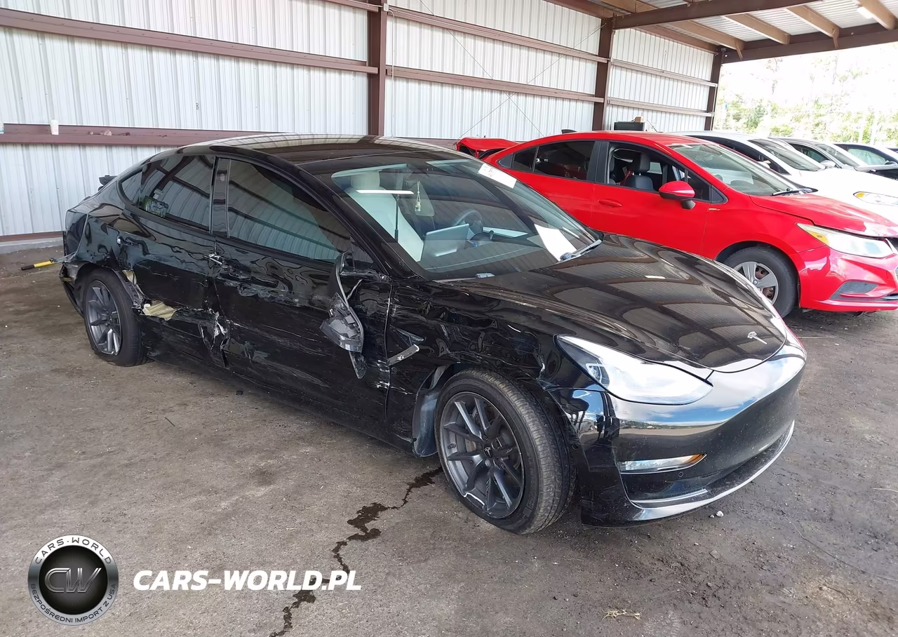 2021 Tesla Model 3 Standard Range Plus Rear-Wheel Drive – zdjęcie 1 z 14