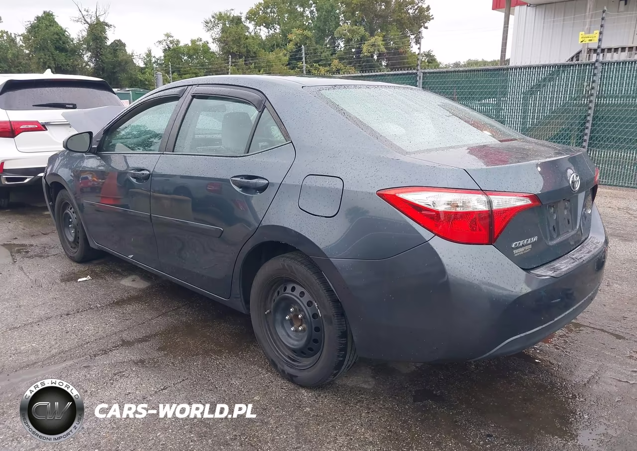 2016 Toyota Corolla Le VIN:2T1BURHE3GC557020 - 3