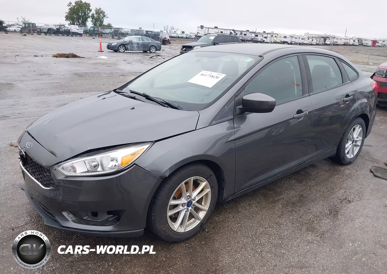 2018 Ford Focus Se VIN:1FADP3F27JL223455 - 2