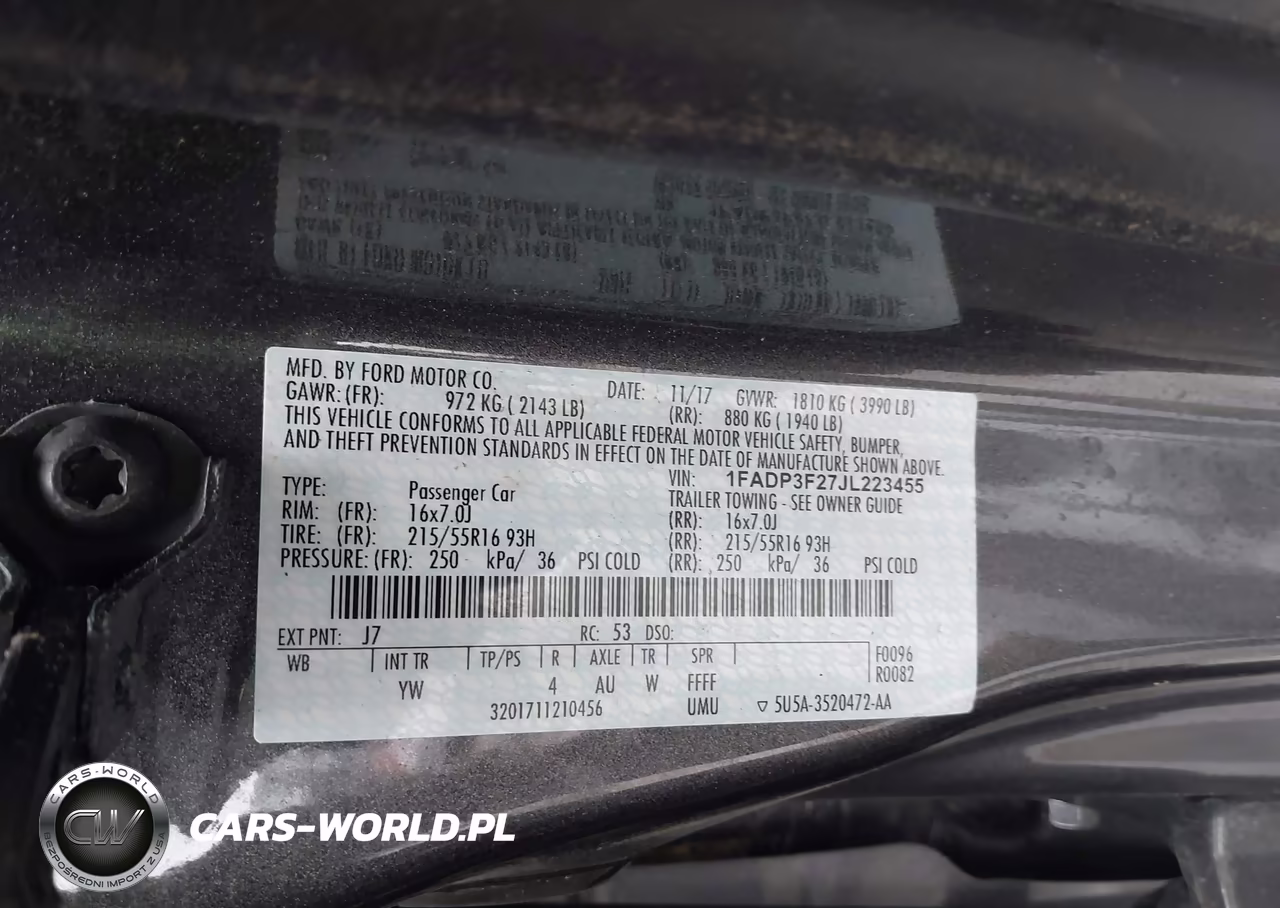 2018 Ford Focus Se VIN:1FADP3F27JL223455 - 9