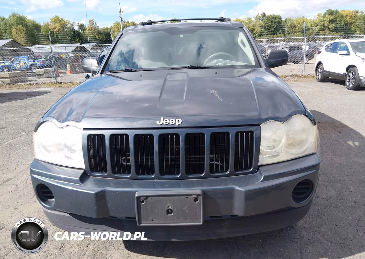 2007 Jeep Grand Cherokee Laredo VIN:1J8GR48K37C687090 - 12