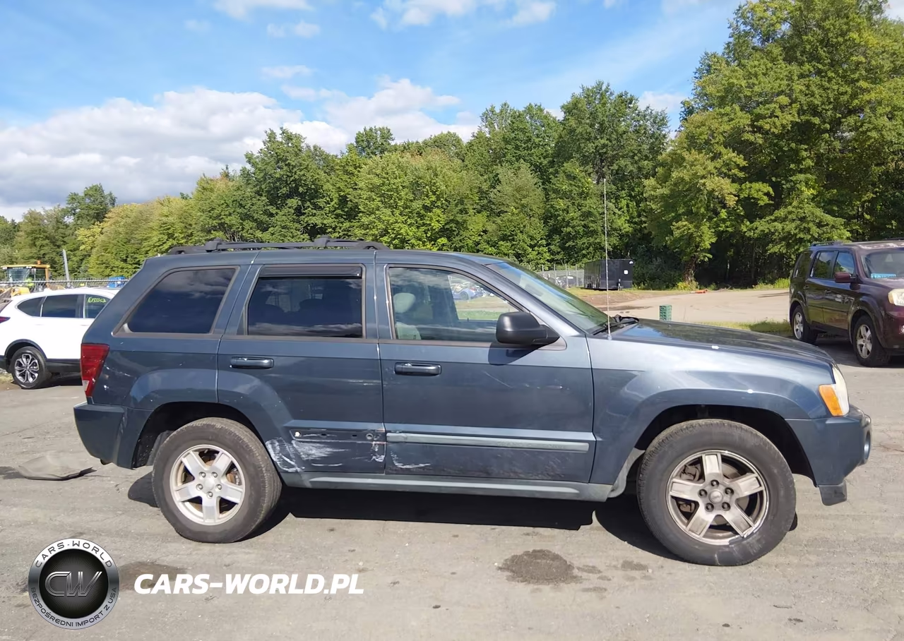 2007 Jeep Grand Cherokee Laredo VIN:1J8GR48K37C687090 - 13