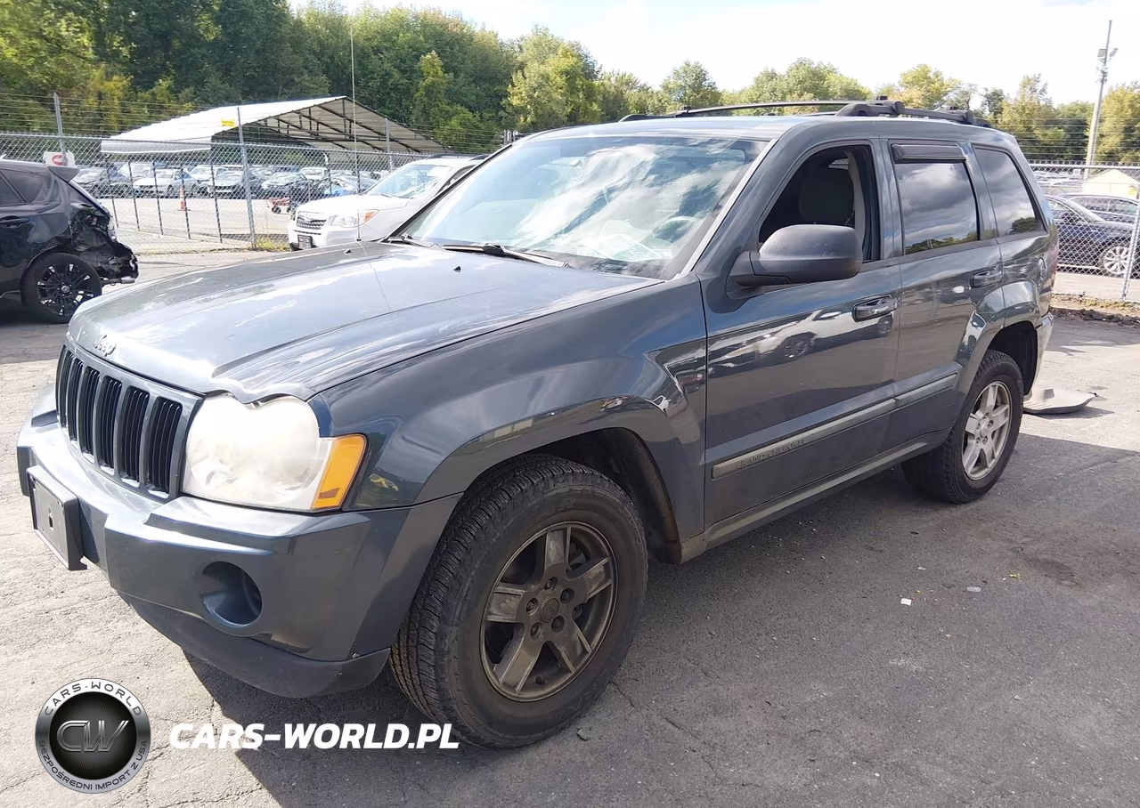 2007 Jeep Grand Cherokee Laredo VIN:1J8GR48K37C687090 - 2