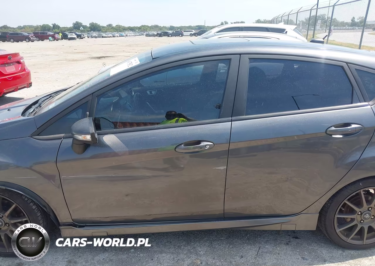 2016 Ford Fiesta St VIN:3FADP4GX4GM202974 - 14