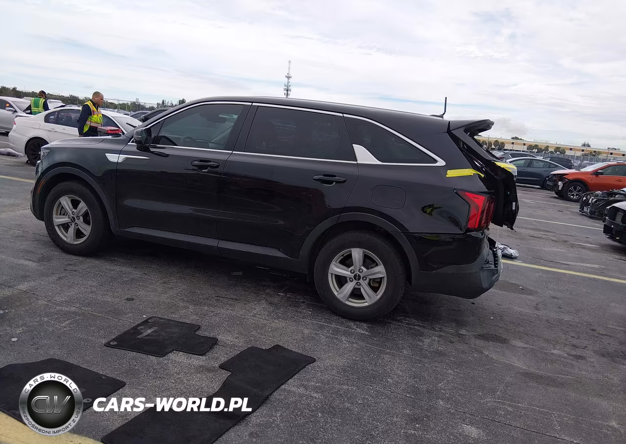 2023 Kia Sorento Lx VIN:5XYRG4LC9PG230799 - 3
