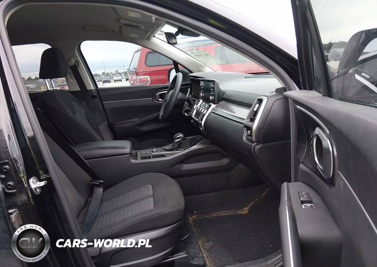 2023 Kia Sorento Lx VIN:5XYRG4LC9PG230799 - 5