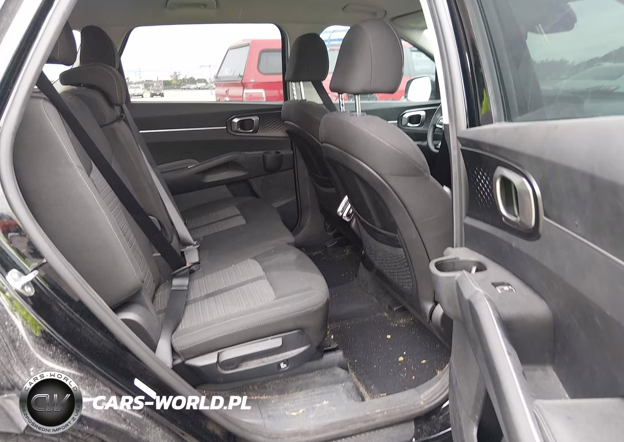 2023 Kia Sorento Lx VIN:5XYRG4LC9PG230799 - 8