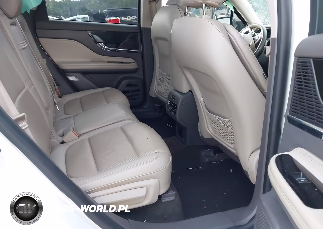 2022 Lincoln Corsair Standard VIN:5LMCJ1C96NUL12648 - 8