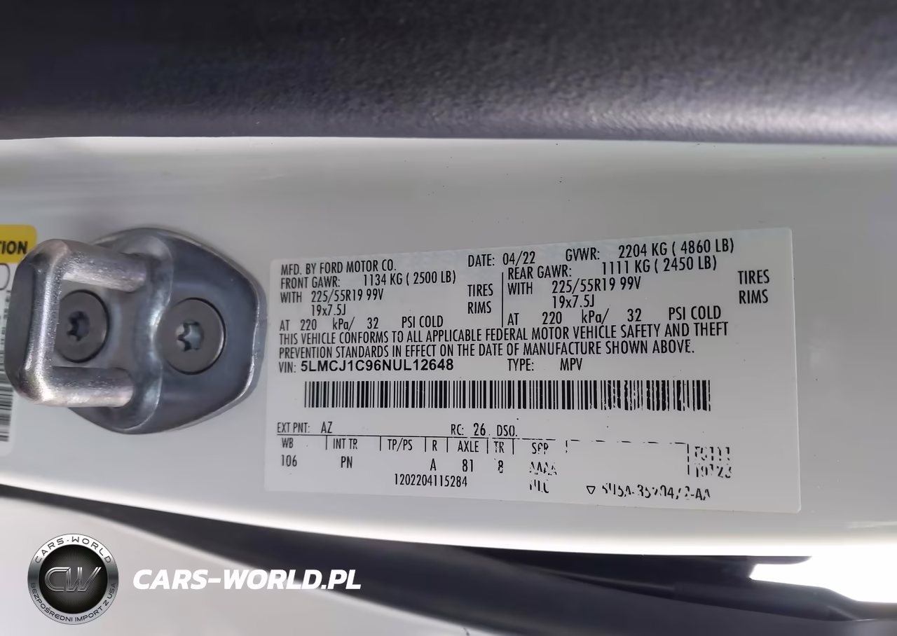 2022 Lincoln Corsair Standard VIN:5LMCJ1C96NUL12648 - 9