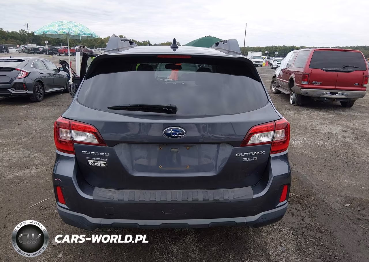 2016 Subaru Outback 3.6R Limited VIN:4S4BSEJC5G3311890 - 17