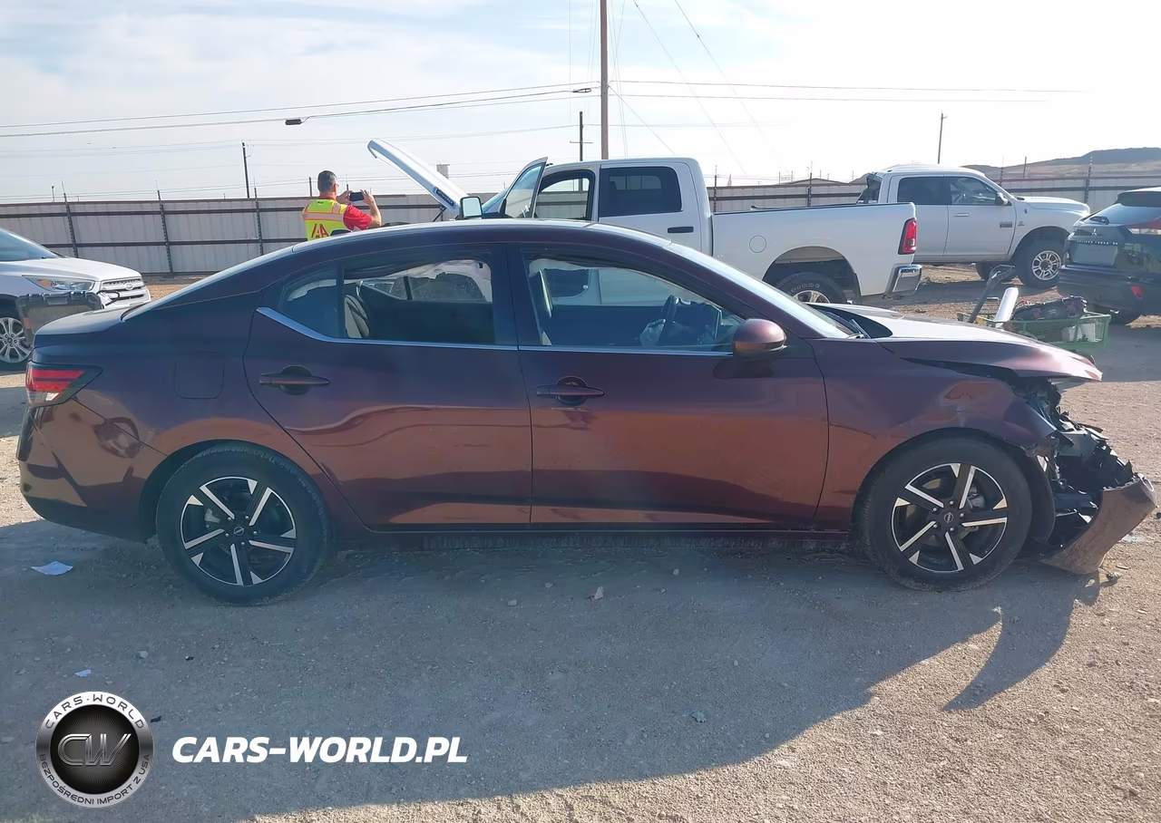 2025 Nissan Sentra Sv VIN:3N1AB8CV5SY312167 - 13