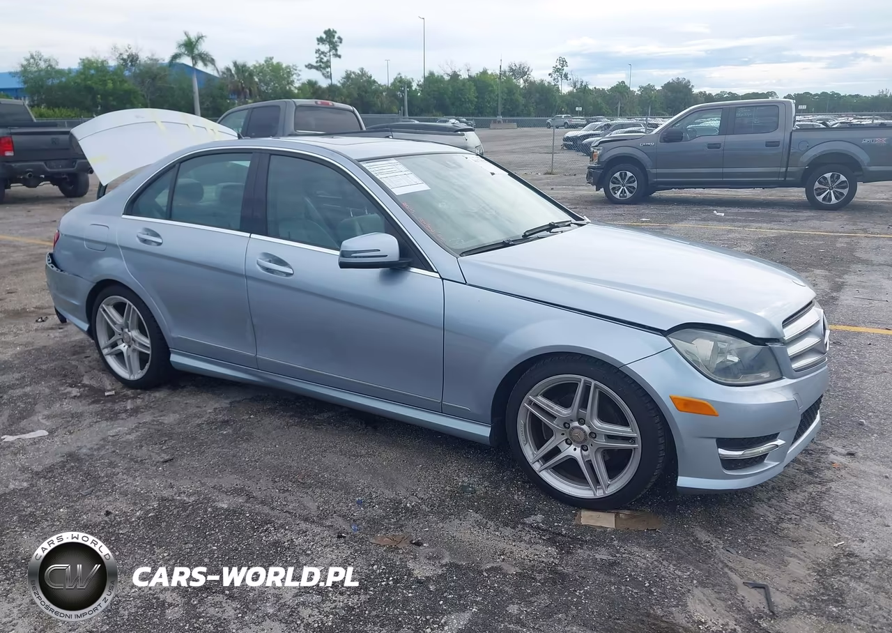 2013 Mercedes-Benz C 250 Sport