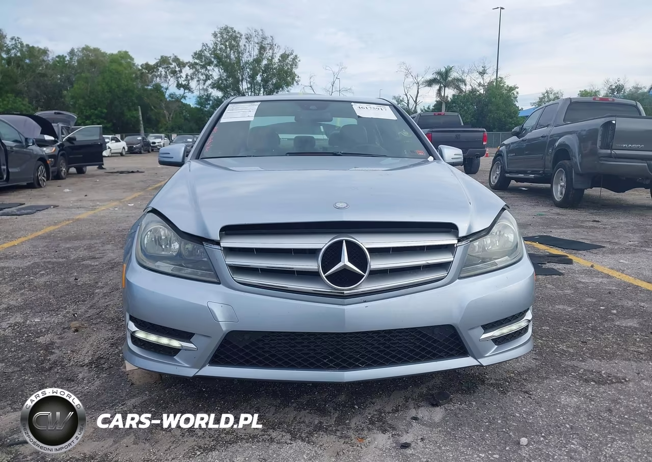 2013 Mercedes-Benz C 250 Sport VIN:WDDGF4HB1DA770482 - 12