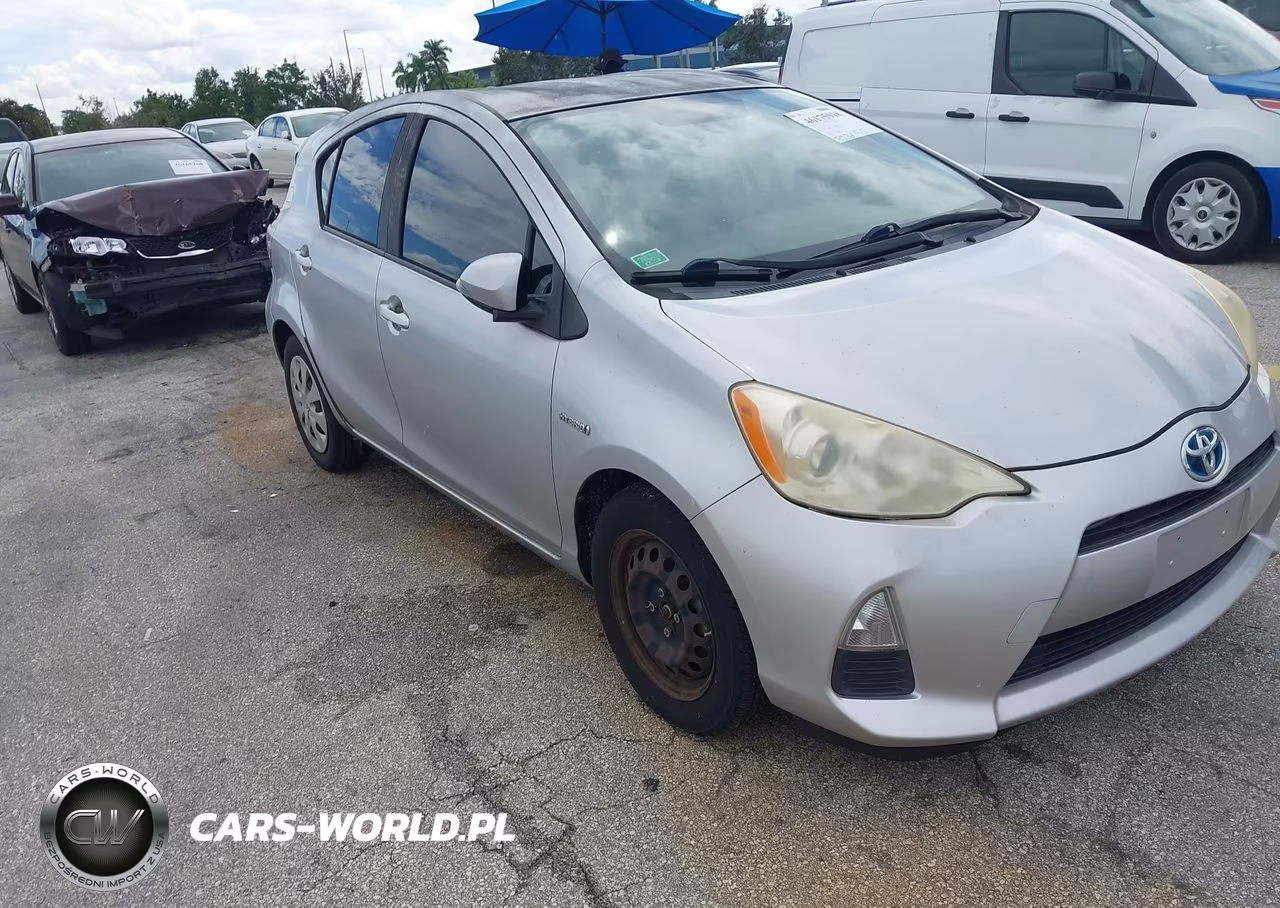 2012 Toyota Prius C One VIN:JTDKDTB32C1509396 - 12