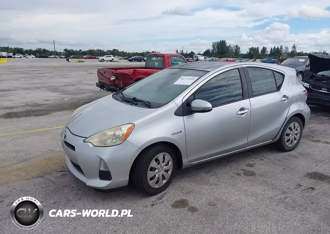 2012 Toyota Prius C One VIN:JTDKDTB32C1509396 - 2