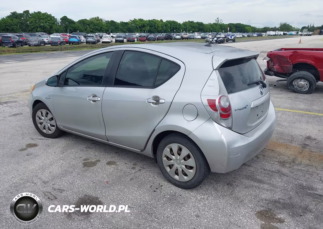 2012 Toyota Prius C One VIN:JTDKDTB32C1509396 - 3