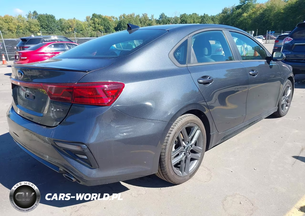 2021 Kia Forte Gt-Line VIN:3KPF34AD2ME400102 - 4