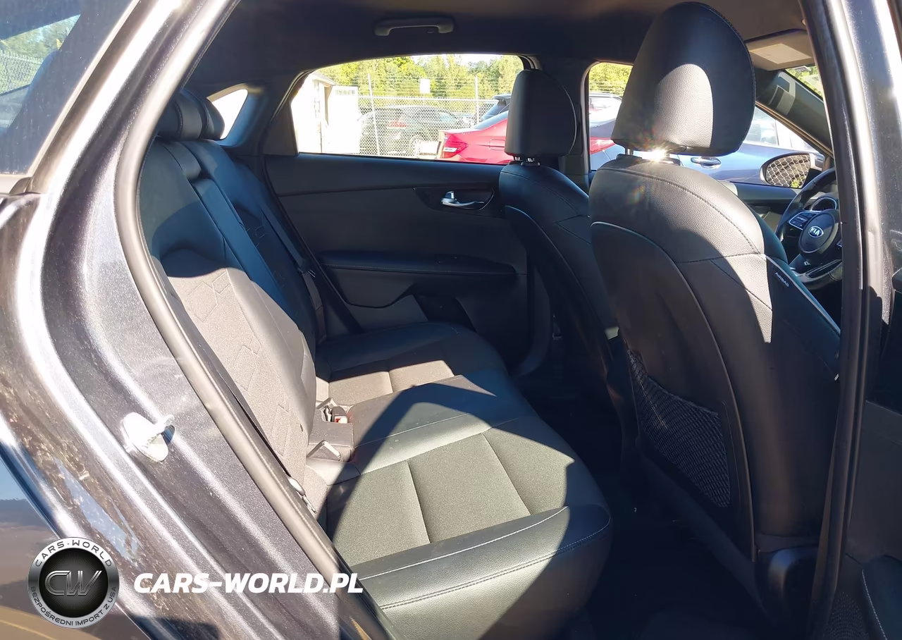 2021 Kia Forte Gt-Line VIN:3KPF34AD2ME400102 - 8