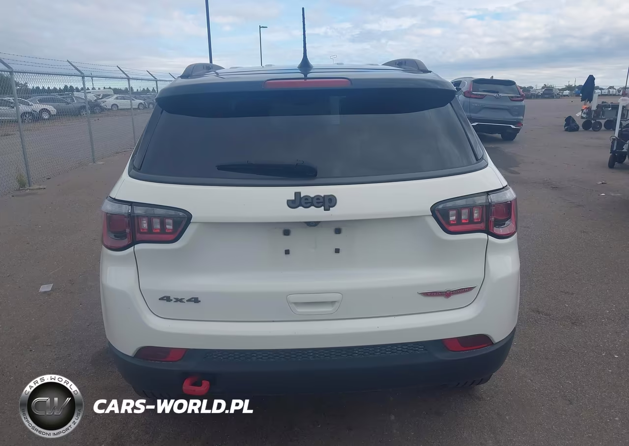 2018 Jeep Compass Trailhawk 4X4 VIN:3C4NJDDB4JT234796 - 16