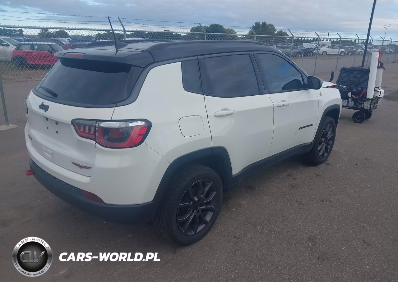 2018 Jeep Compass Trailhawk 4X4 VIN:3C4NJDDB4JT234796 - 4