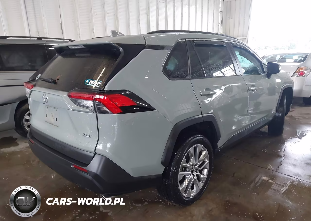 2023 Toyota Rav4 Xle Premium VIN:2T3C1RFV7PW276134 - 4