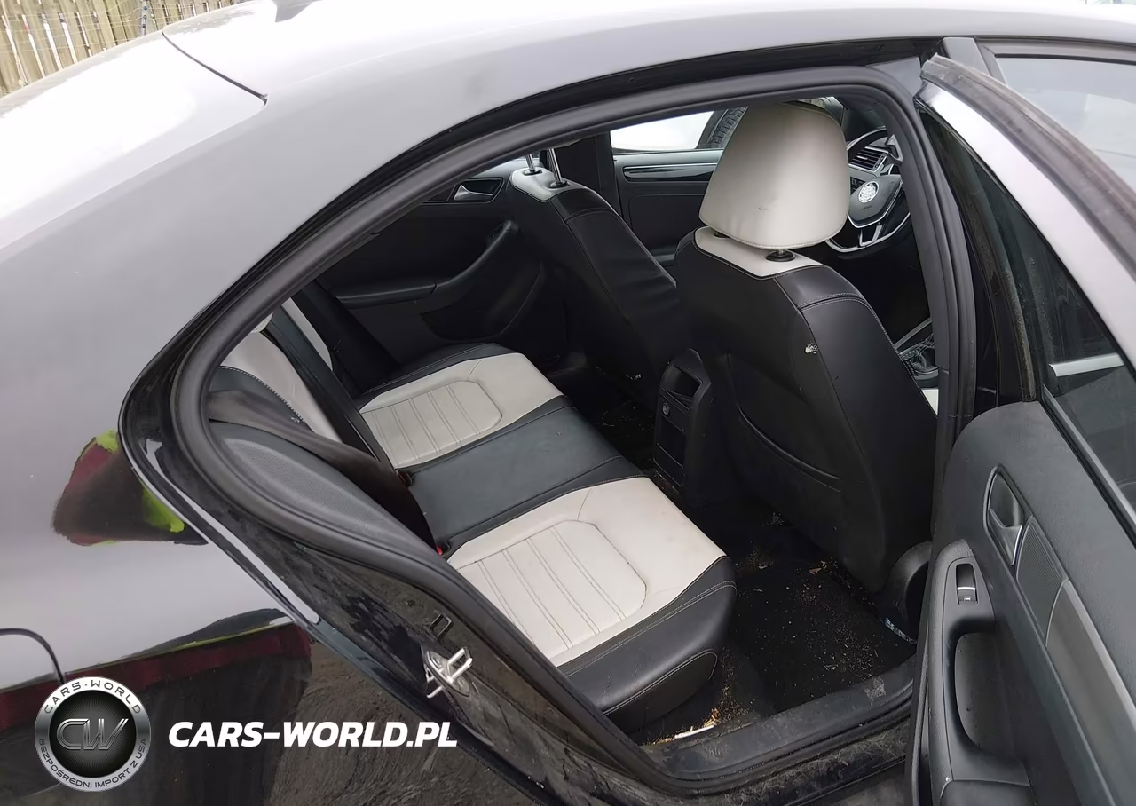 2015 Volkswagen Jetta 1.8T Sport VIN:3VWD17AJ8FM420865 - 8