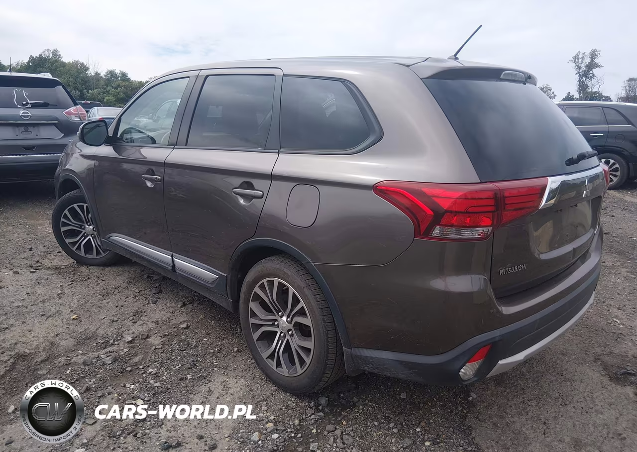 2016 Mitsubishi Outlander Se VIN:JA4AD3A31GZ035004 - 3