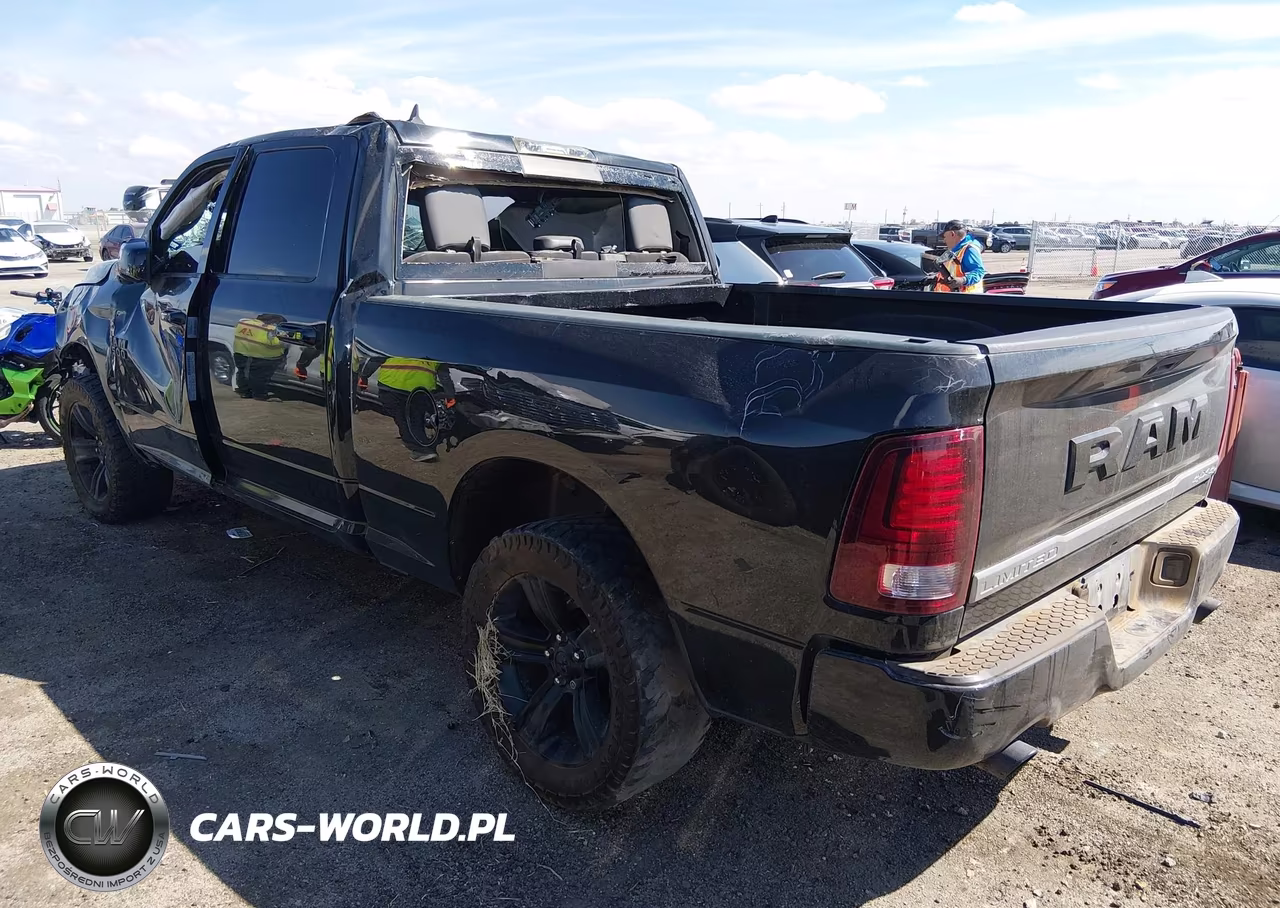 2017 Ram 1500 Night 4X4 6'4 Box VIN:1C6RR7UT6HS837692 - 3