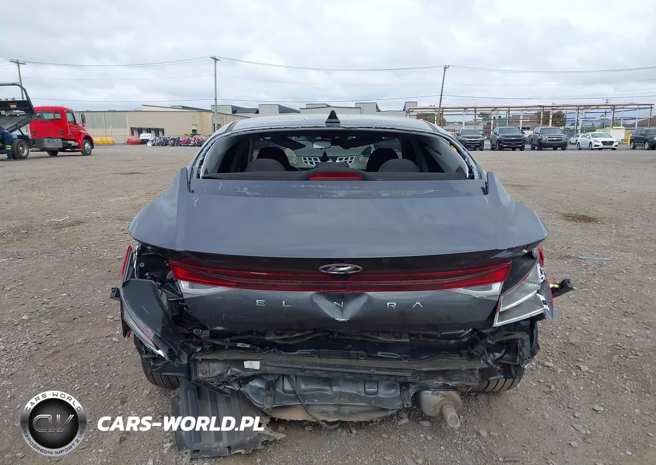 2022 Hyundai Elantra Sel VIN:5NPLS4AG2NH056302 - 21