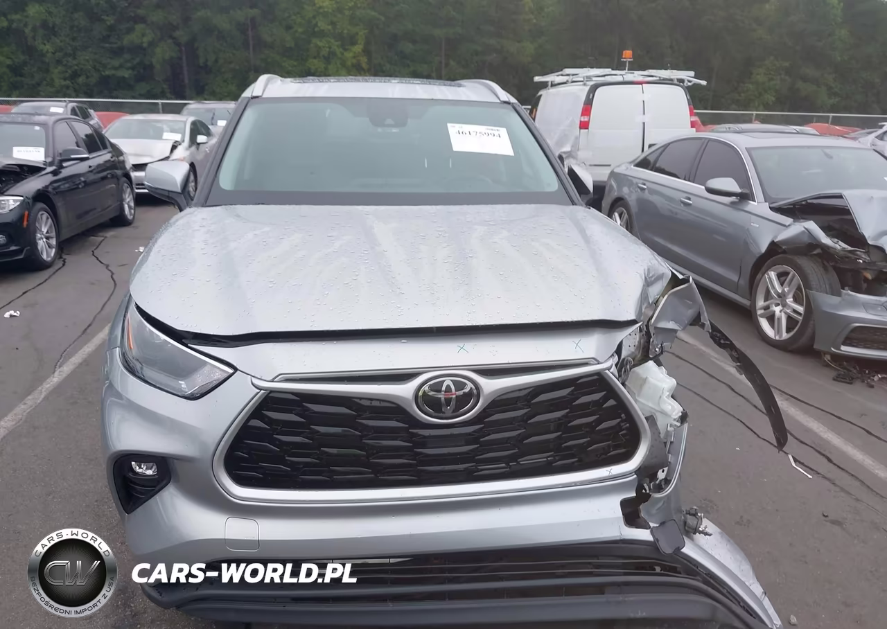 2022 Toyota Highlander Xle VIN:5TDGZRAH7NS137454 - 12