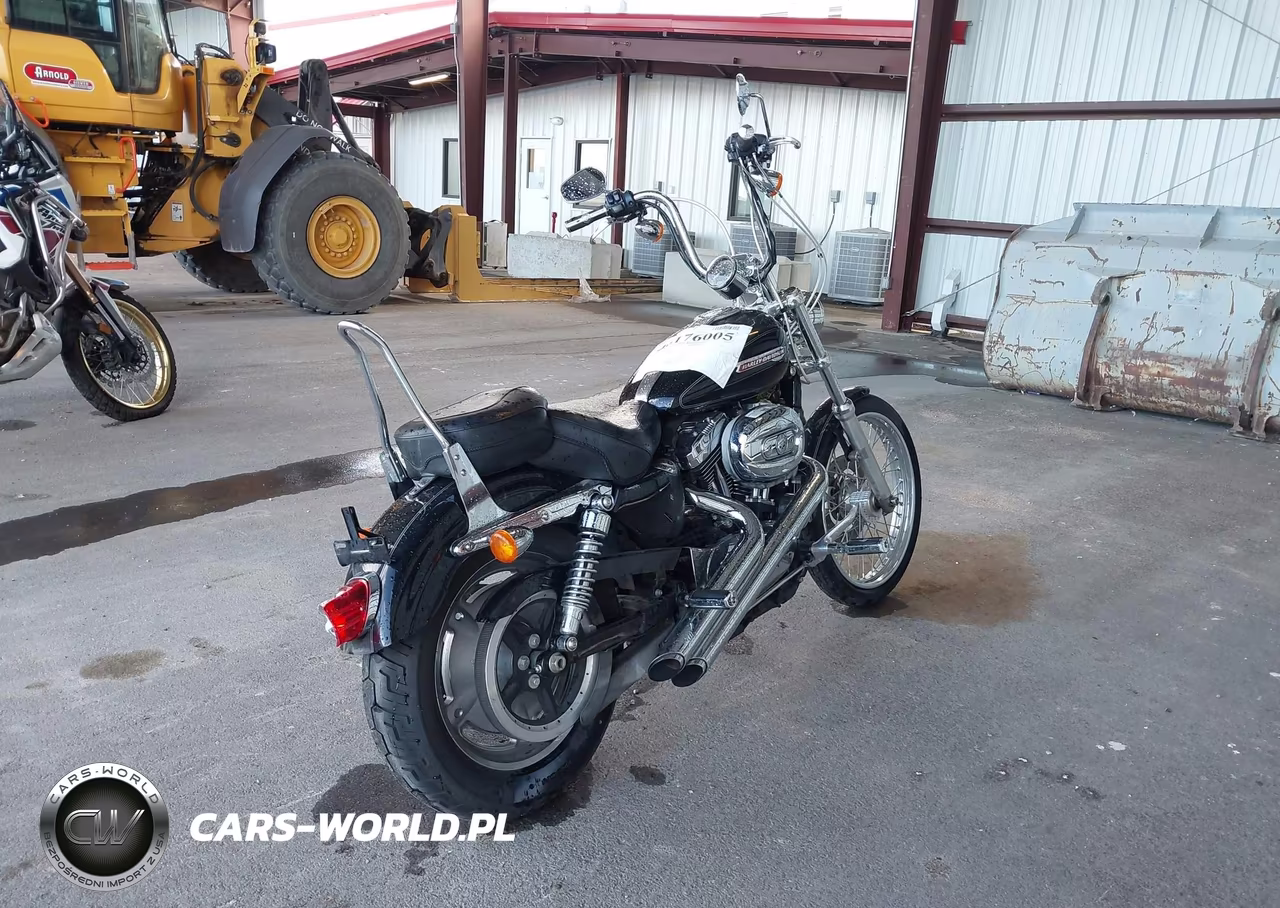 2009 Harley-Davidson Xl1200 C VIN:1HD1CT3159K409127 - 4