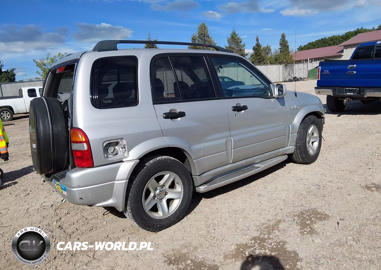 2003 Suzuki Grand Vitara VIN:JS3TD62VX34100845 - 4